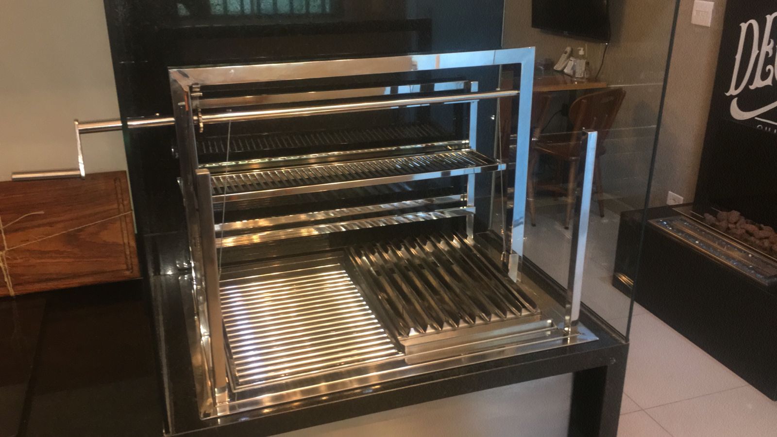 Churrasqueira Modelo 2