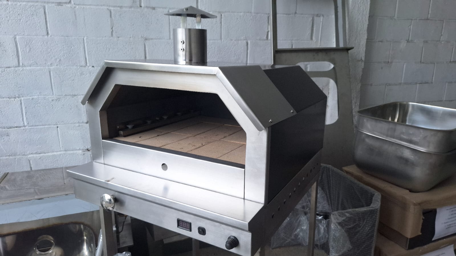 Churrasqueira Modelo 2